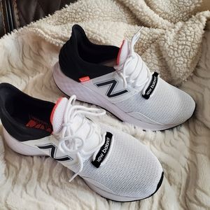New Balance Tennis Shoes